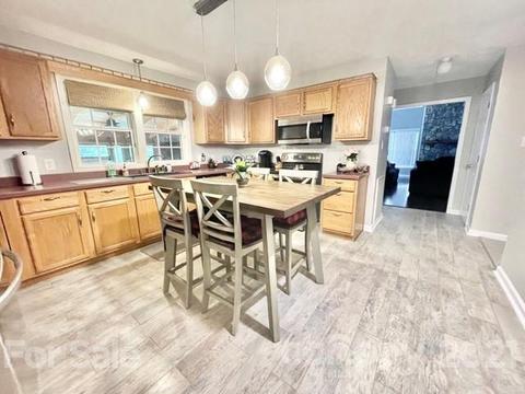 127 Flora Ln, Harmony, NC 28634 photo 24