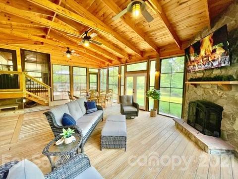 127 Flora Ln, Harmony, NC 28634 photo 14