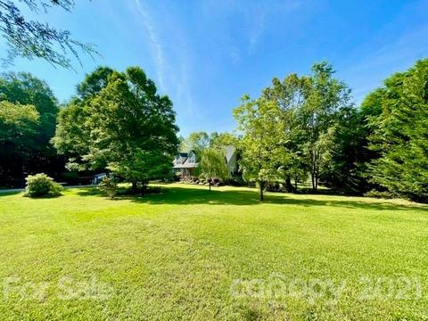 127 Flora Ln, Harmony, NC 28634 photo 4