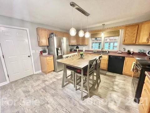 127 Flora Ln, Harmony, NC 28634 photo 25