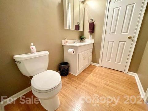 127 Flora Ln, Harmony, NC 28634 photo 32