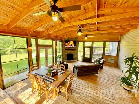 127 Flora Ln, Harmony, NC 28634 photo 13
