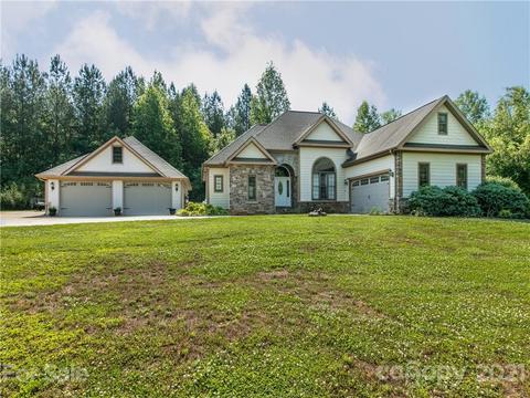 113 Bridge Ln, Tryon, NC 28782 photo 3