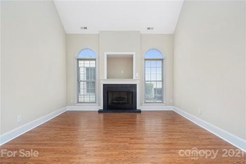 20225 Harroway Dr, Cornelius, NC 28031 photo 3