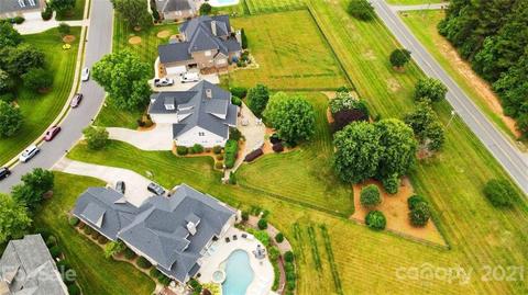6677 Fox Ridge Cir, Davidson, NC 28036 photo 44