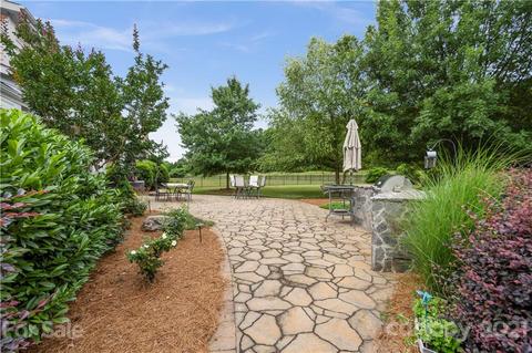 6677 Fox Ridge Cir, Davidson, NC 28036 photo 5