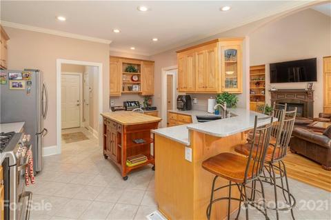 6607 Fox Ridge Cir, Davidson, NC 28036 photo 10