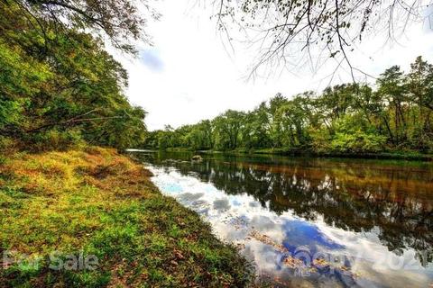 2202 Paddock Cir, Morganton, NC 28655 photo 9