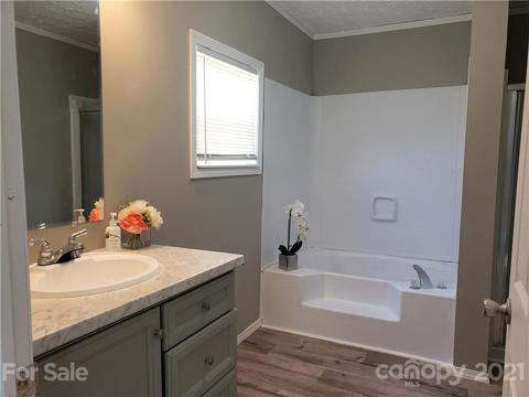 926 Jackson Loop Rd, Flat Rock, NC 28731 photo 3