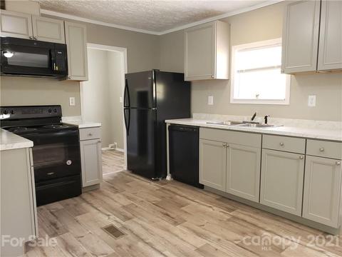 926 Jackson Loop Rd, Flat Rock, NC 28731 photo 2