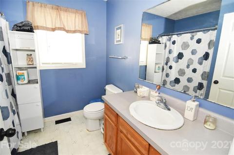 2107 Kyle Ct SE, Conover, NC 28613 photo 19