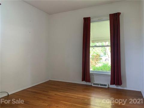 1805 Cedrow Dr, High Point, NC 27260 photo 26