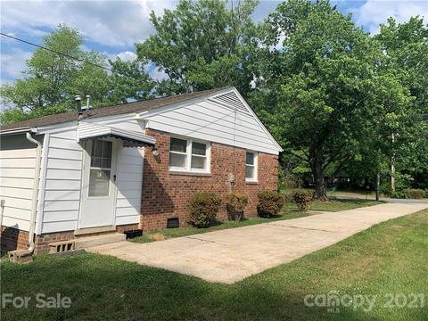 1805 Cedrow Dr, High Point, NC 27260 photo 3