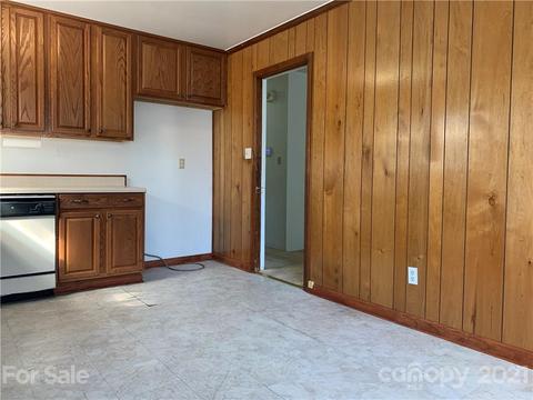 1805 Cedrow Dr, High Point, NC 27260 photo 16