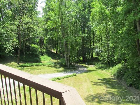 109 Old Rogers Ln, Sylva, NC 28779 photo 12