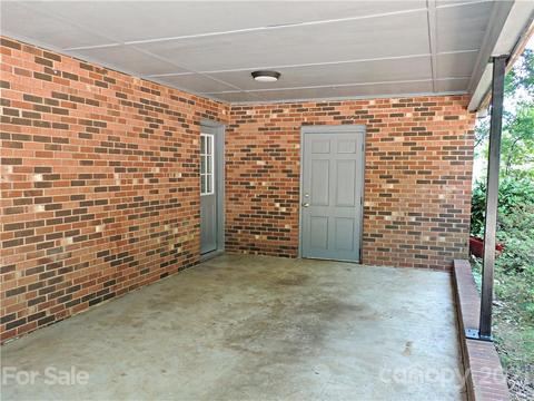 1835 Young Dr, Conover, NC 28613 photo 14