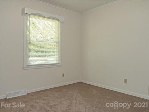 1835 Young Dr, Conover, NC 28613 photo 7