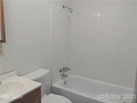 1835 Young Dr, Conover, NC 28613 photo 9