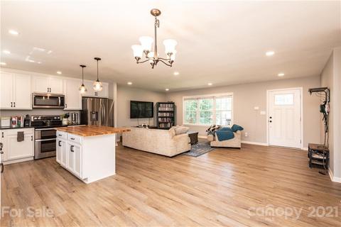 300 Mel Ln, Crouse, NC 28033 photo 15
