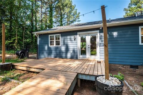 300 Mel Ln, Crouse, NC 28033 photo 8