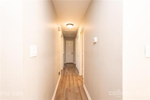 300 Mel Ln, Crouse, NC 28033 photo 10