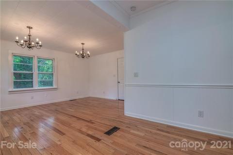 41 Beaver St, Tryon, NC 28782 photo 6