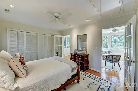 2011 Forest Dr E, Charlotte, NC 28211 photo 15