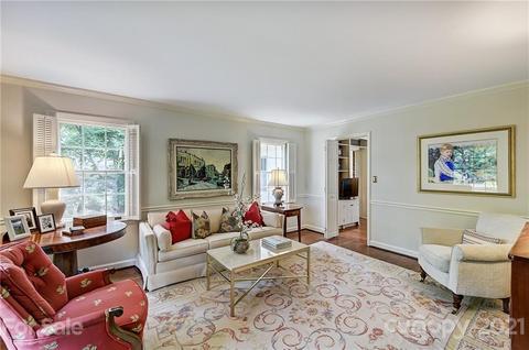 2011 Forest Dr E, Charlotte, NC 28211 photo 4