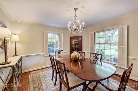 2011 Forest Dr E, Charlotte, NC 28211 photo 6