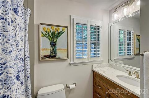 2011 Forest Dr E, Charlotte, NC 28211 photo 17