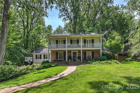2011 Forest Dr E, Charlotte, NC 28211 photo 1