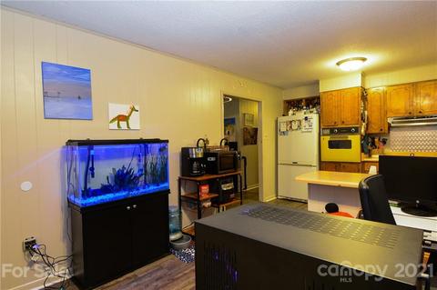 845 Coxe Rd, Tryon, NC 28782 photo 5