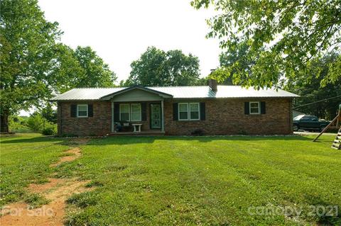 845 Coxe Rd, Tryon, NC 28782 photo 1