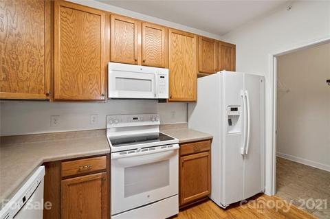 16636 Amberside Rd, Cornelius, NC 28031 photo 8