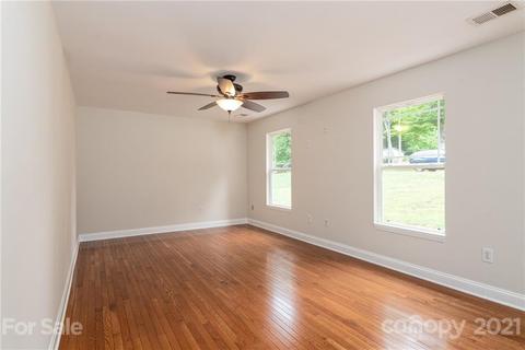 4093 Cascade St, Terrell, NC 28682 photo 4