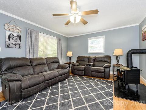 126 Snelson Rd, Alexander, NC 28701 photo 2