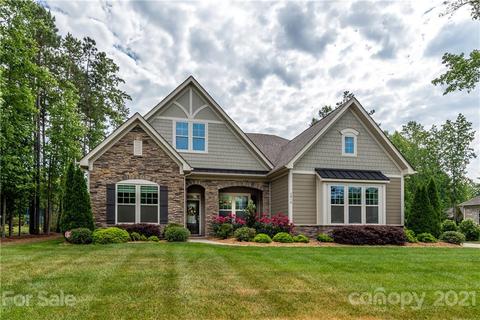 2018 Donovan Dr, Matthews, NC 28104 photo 1
