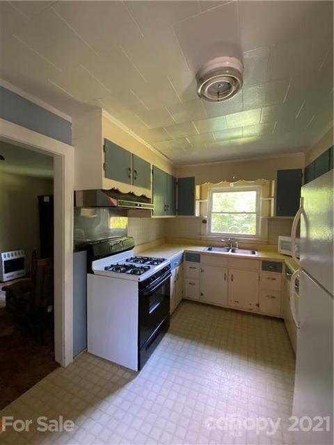 2345 Roby Martin Rd, Lenoir, NC 28645 photo 4