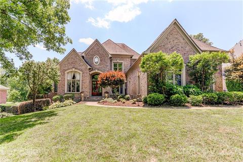 13416 Robert Walker Dr, Davidson, NC 28036 photo 1