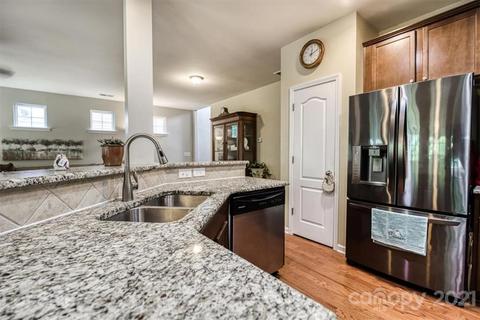 78166 Rillstone Dr, Lancaster, SC 29720 photo 5