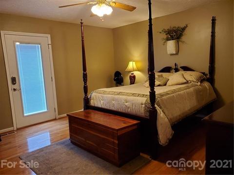 6091 Emory Ln, Hickory, NC 28601 photo 13