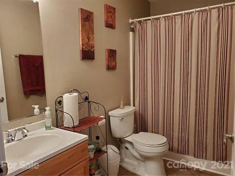 6091 Emory Ln, Hickory, NC 28601 photo 18