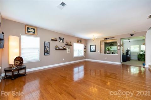 313 Annaberg Ln, Monroe, NC 28110 photo 4
