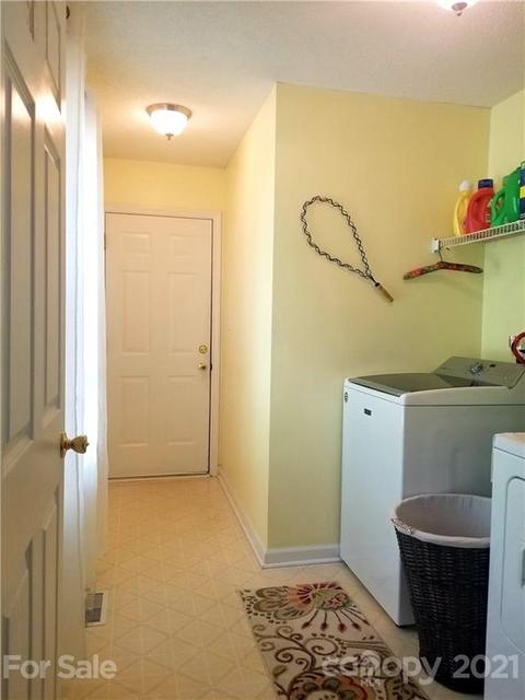 742 8th St E, Oakboro, NC 28129 photo 23