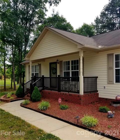 742 8th St E, Oakboro, NC 28129 photo 3