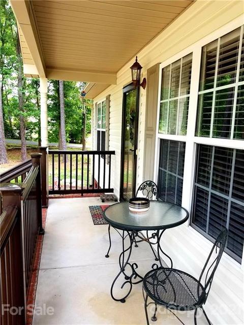742 8th St E, Oakboro, NC 28129 photo 4