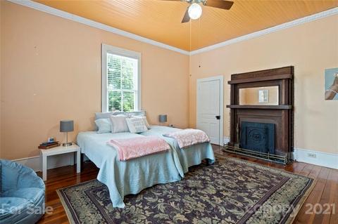 628 E Pine St, Lincolnton, NC 28092 photo 27