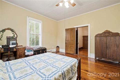 628 E Pine St, Lincolnton, NC 28092 photo 23