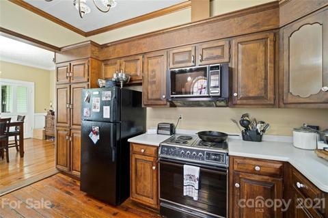 628 E Pine St, Lincolnton, NC 28092 photo 9