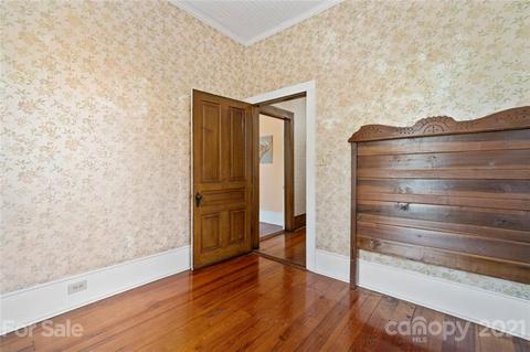 628 E Pine St, Lincolnton, NC 28092 photo 29